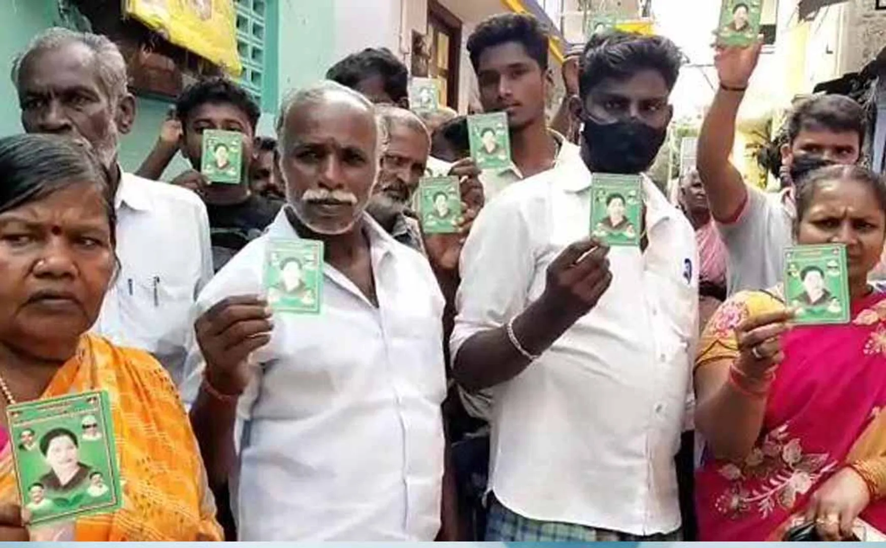 The seat was not given ... AIADMK who resigned with the cage. Administrators!