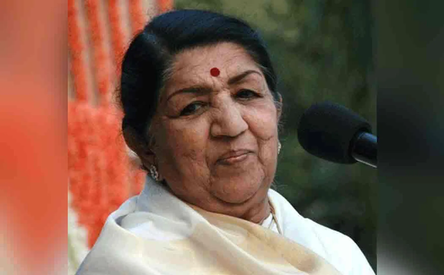 Lata Mangeshkar health worrying again