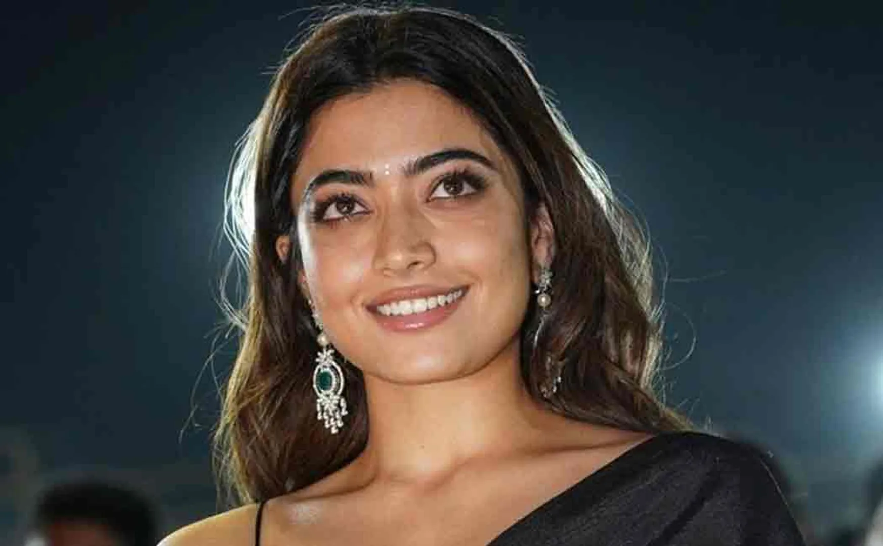 Rashmika Mandanna asks rs 1crose in rc15 film 