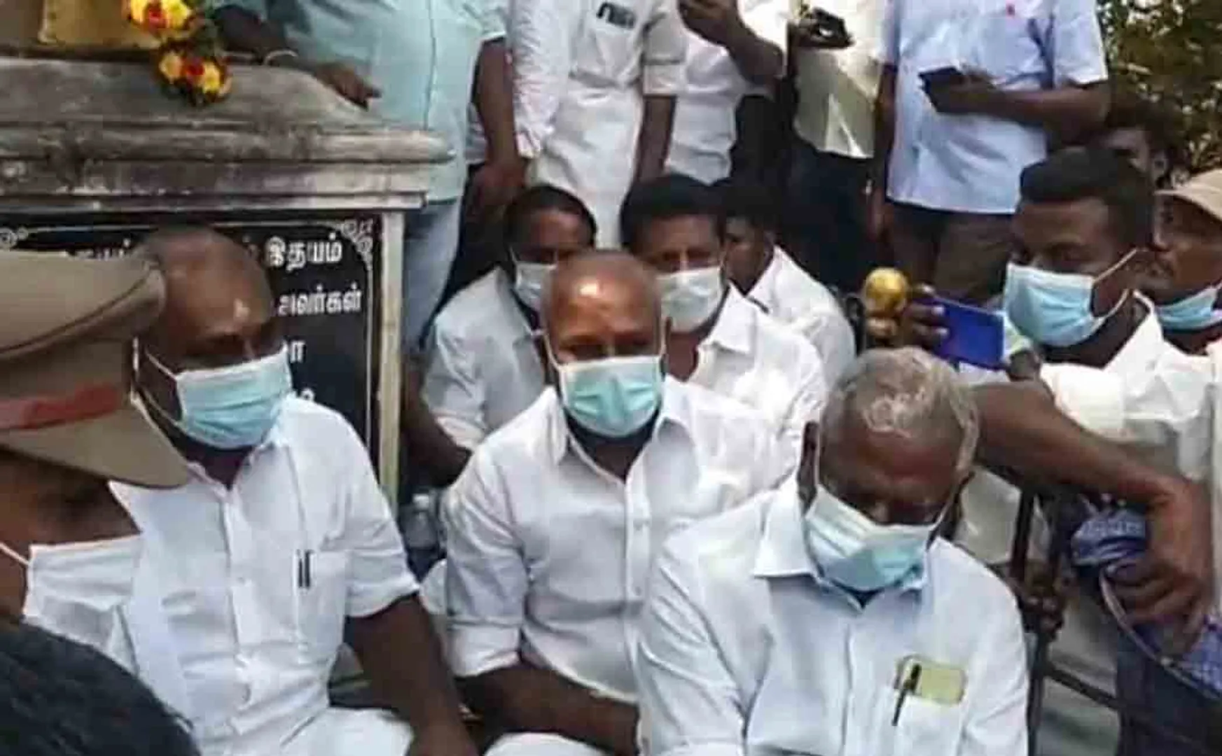 R.P. Udhayakumar who was involved in the struggle.. ADMK candidate withdrawn!