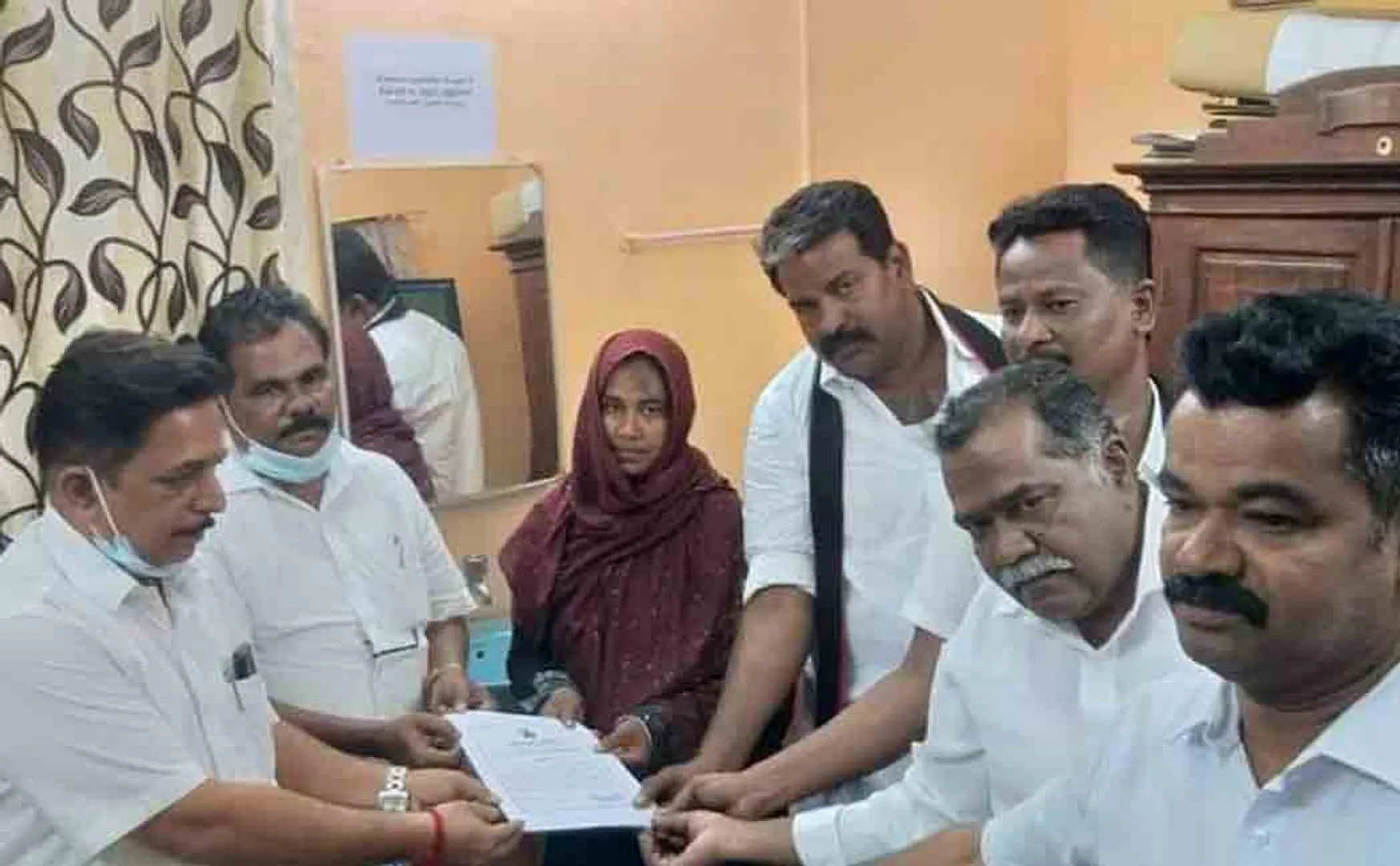 ADMK candidate withdrawn! DMK in celebration!