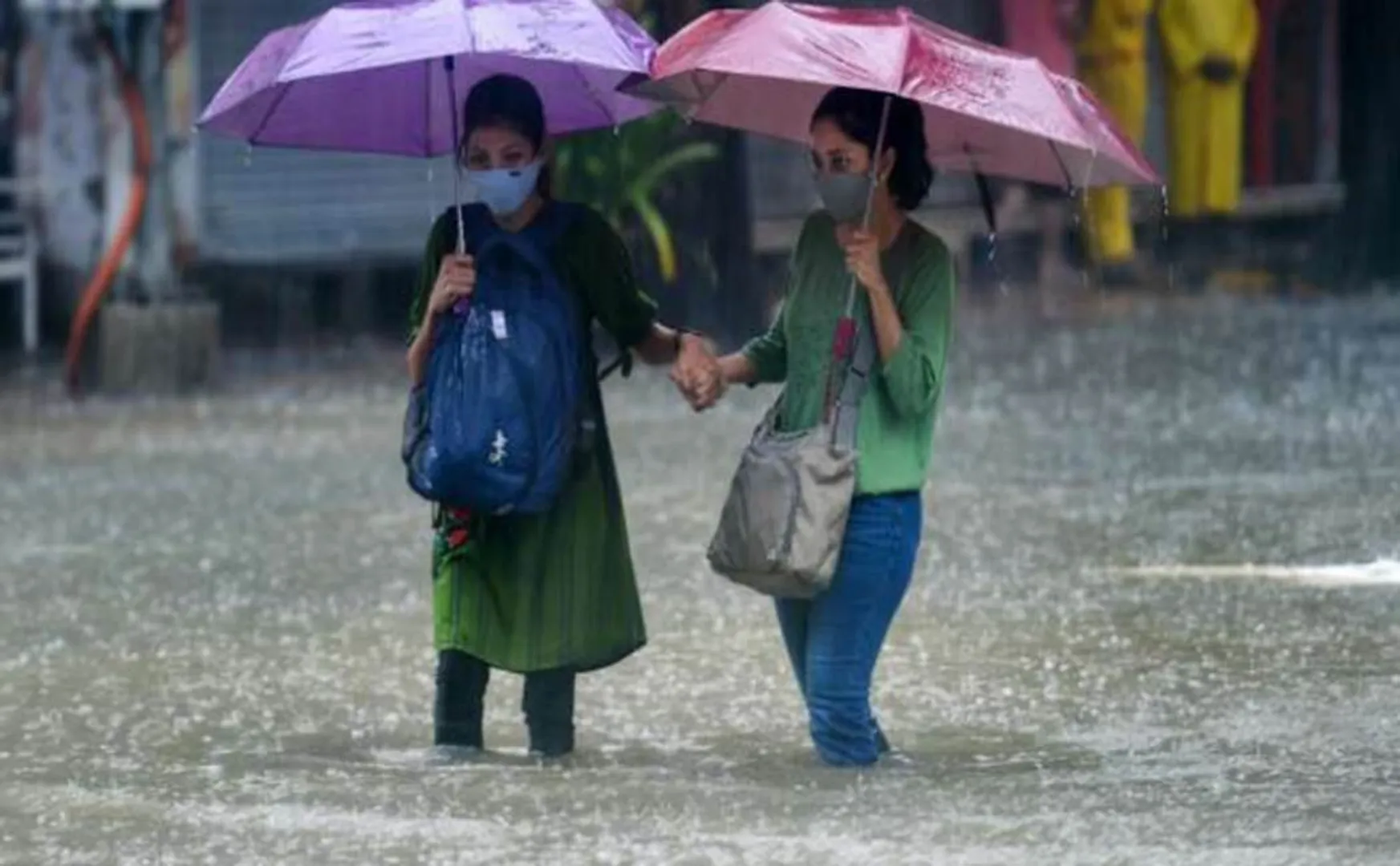 leave for schools due to rain