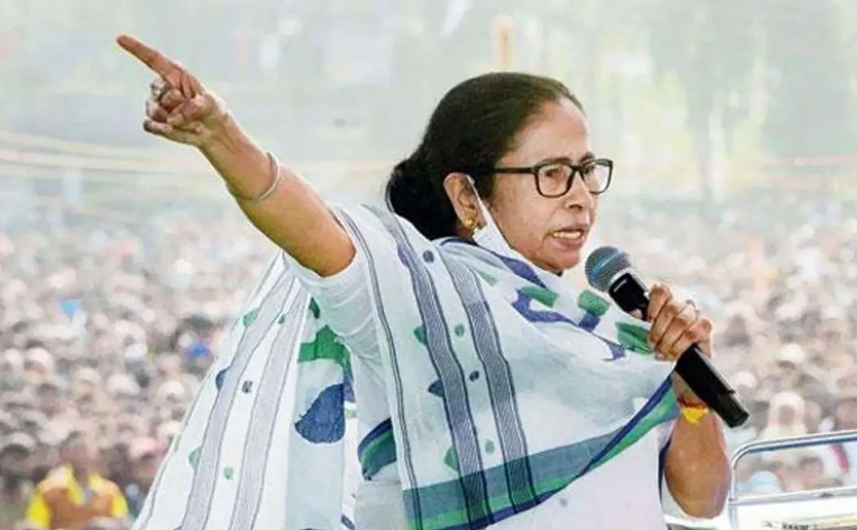 mamata dissolves national executive committee of tmc
