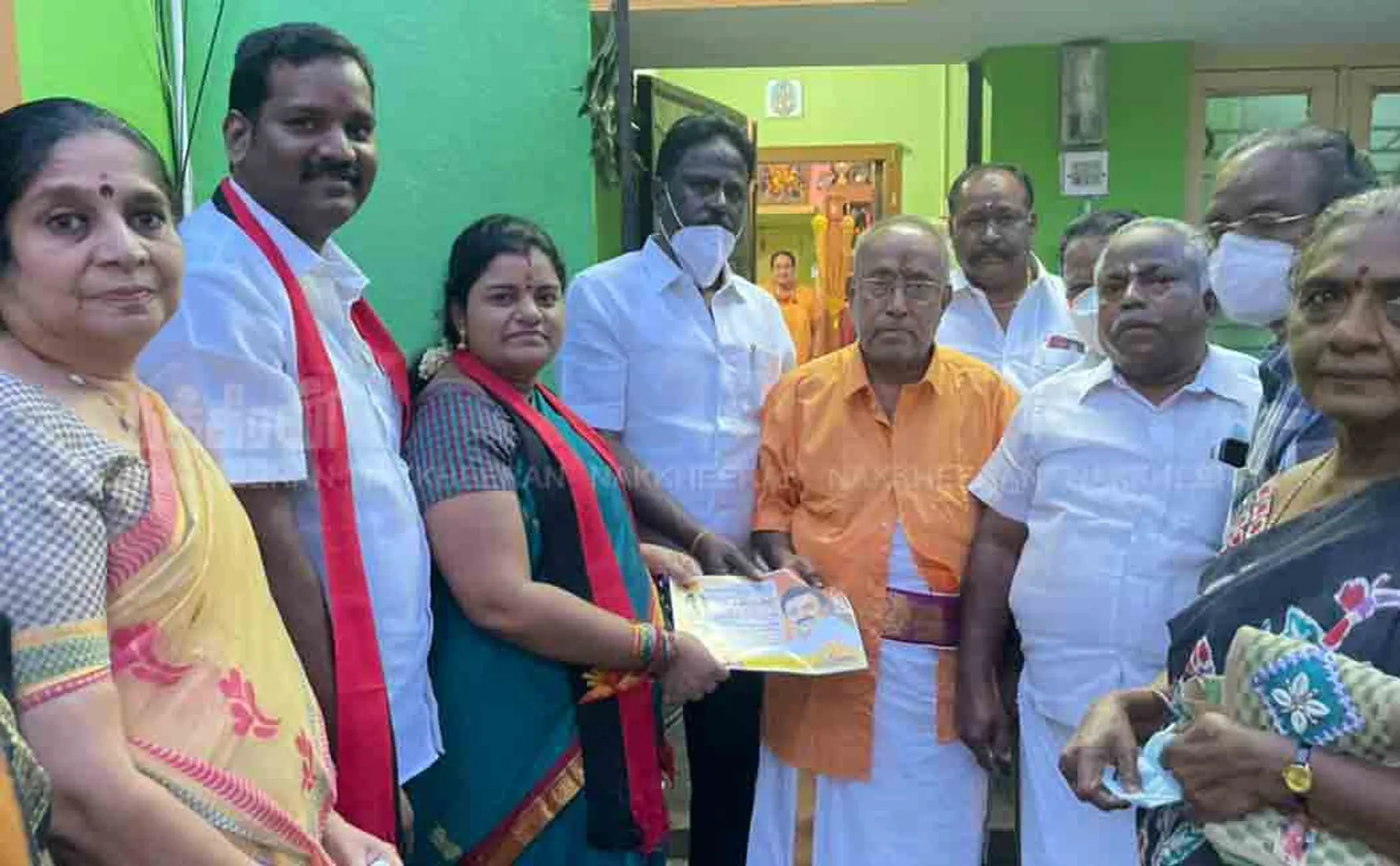 Pregnant candidate door to door election campaign!