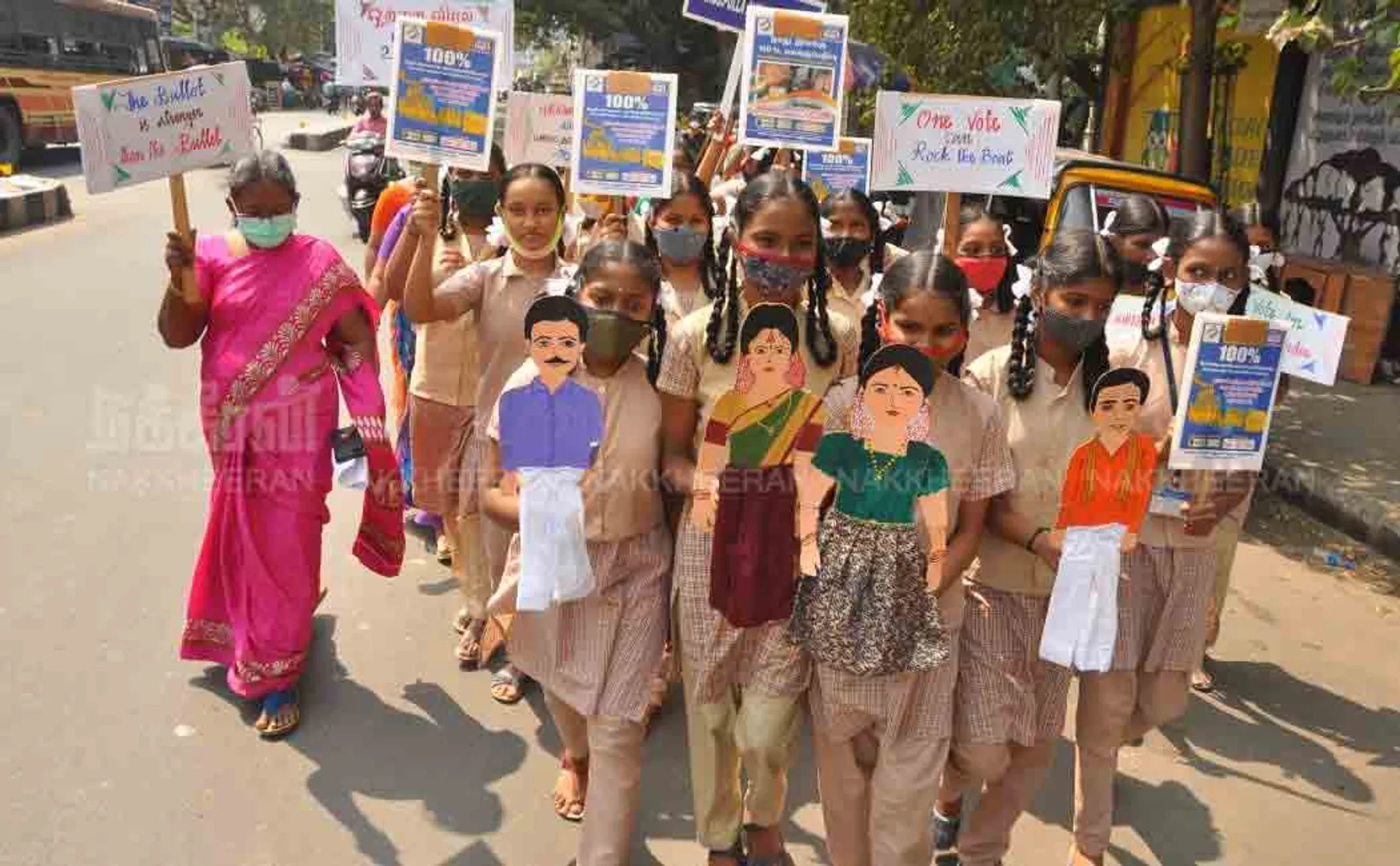 100% Vote Registration! Government school students raise awareness!