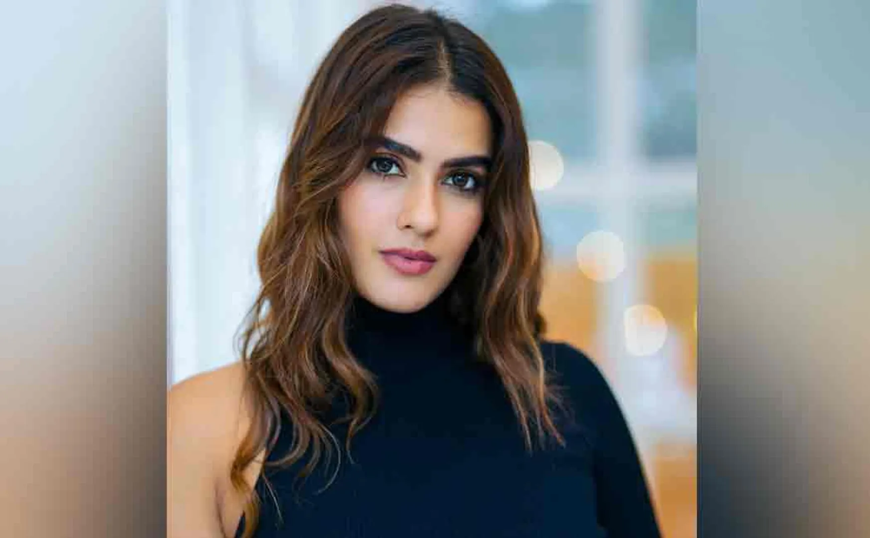 actress Kavya Thapar arrested