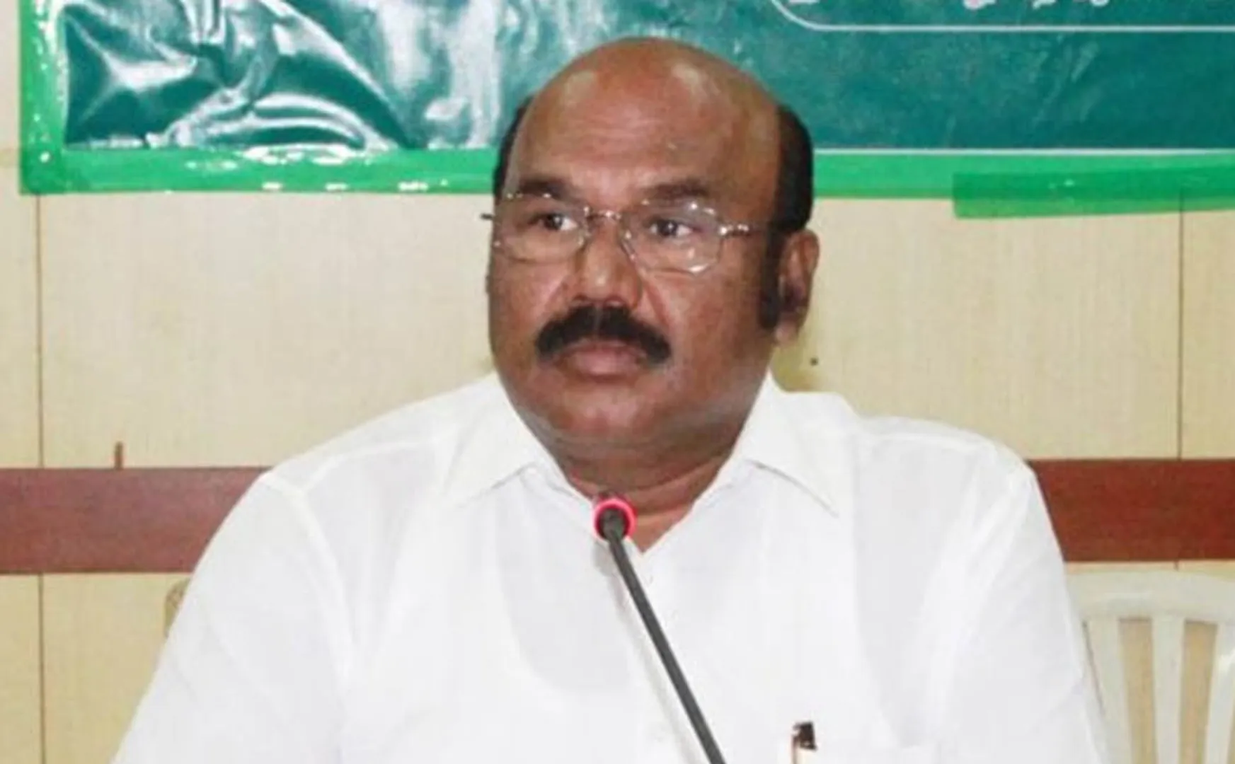 Case filed against former minister Jayakumar!