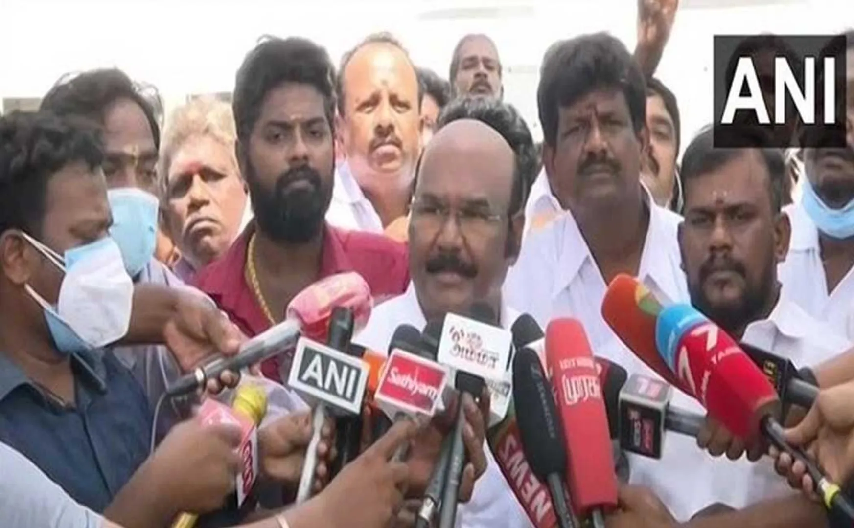 Former Minister Jayakumar Azhar before the judge!