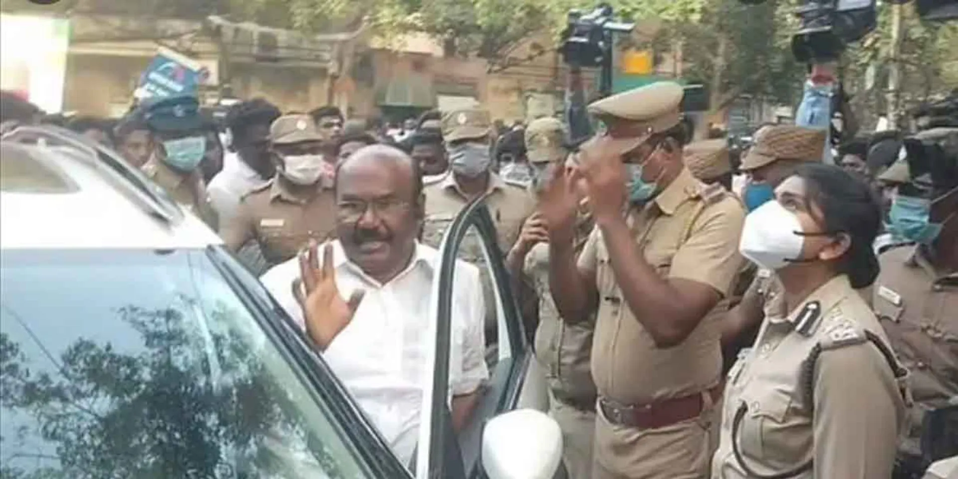 Another fraud case against Jayakumar!