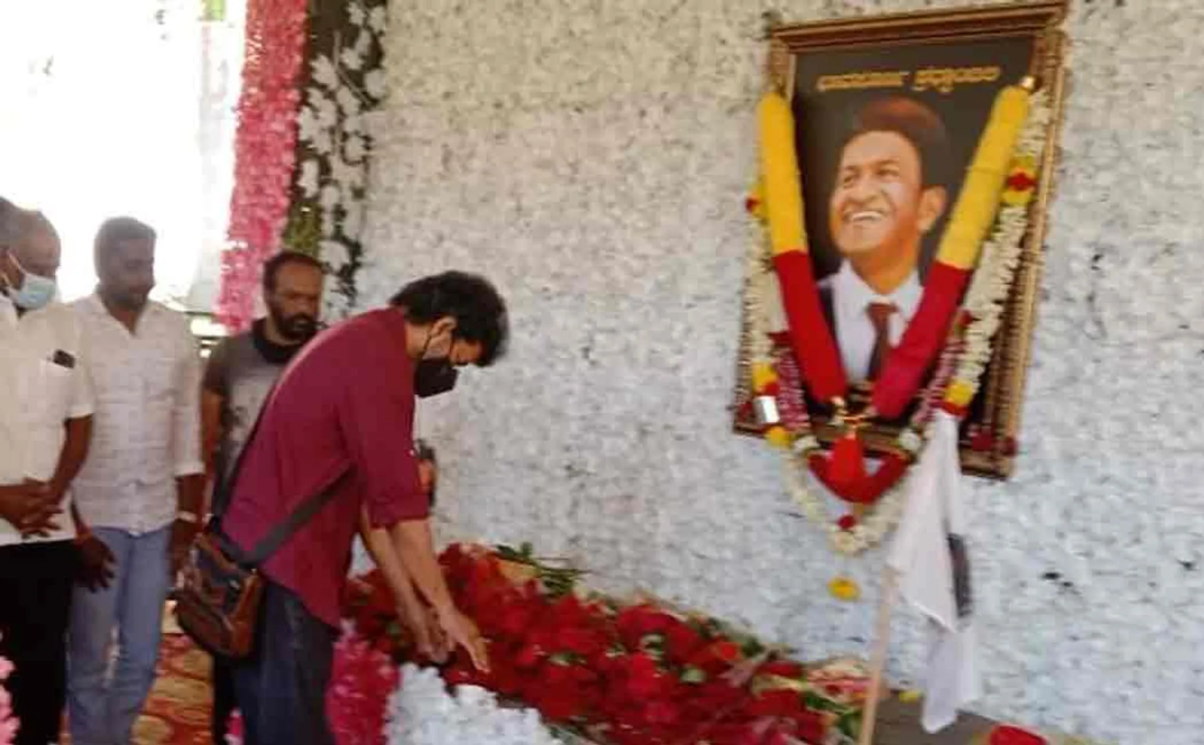 actor vijay tribute puneeth rajkumar