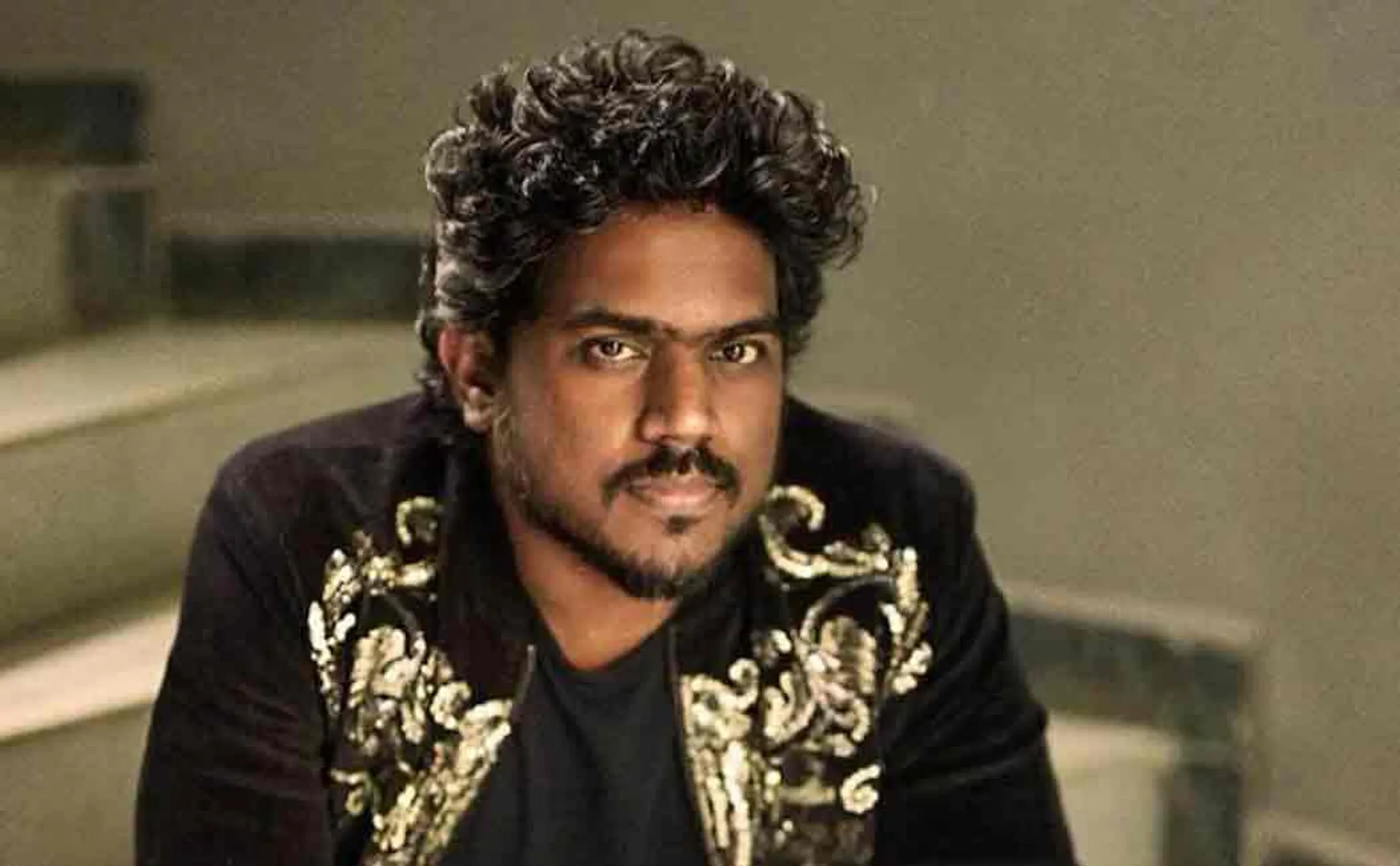 yuvan shankar raja explained hindi theriyathu poda T Shirt