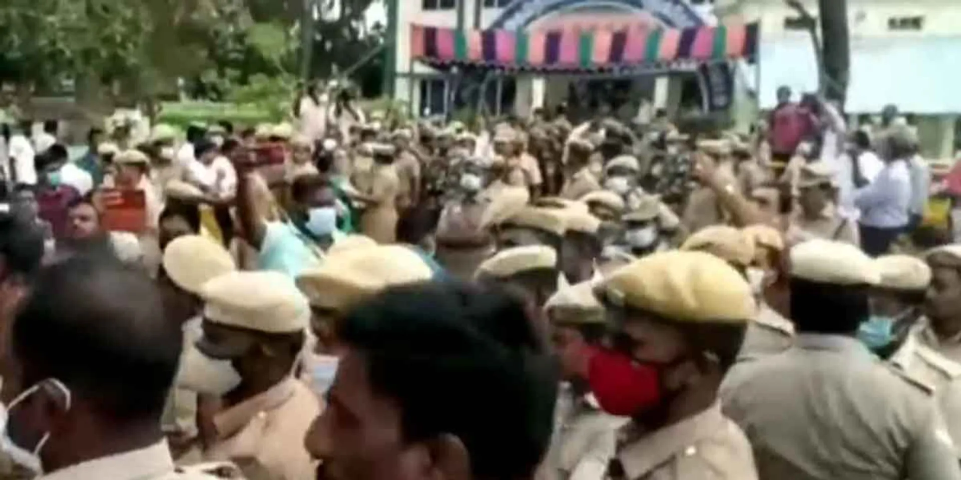 Indirect election adjournment for Vellalore mayor