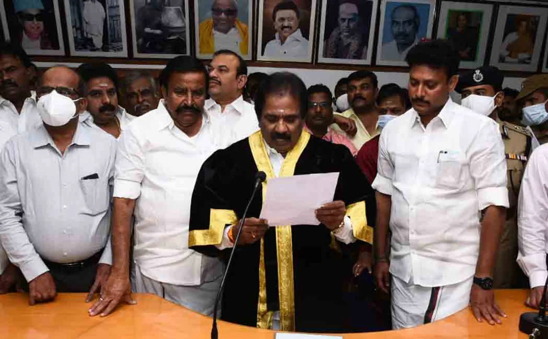 Trichy mayor elected without contest!  Ministers Congratulations!