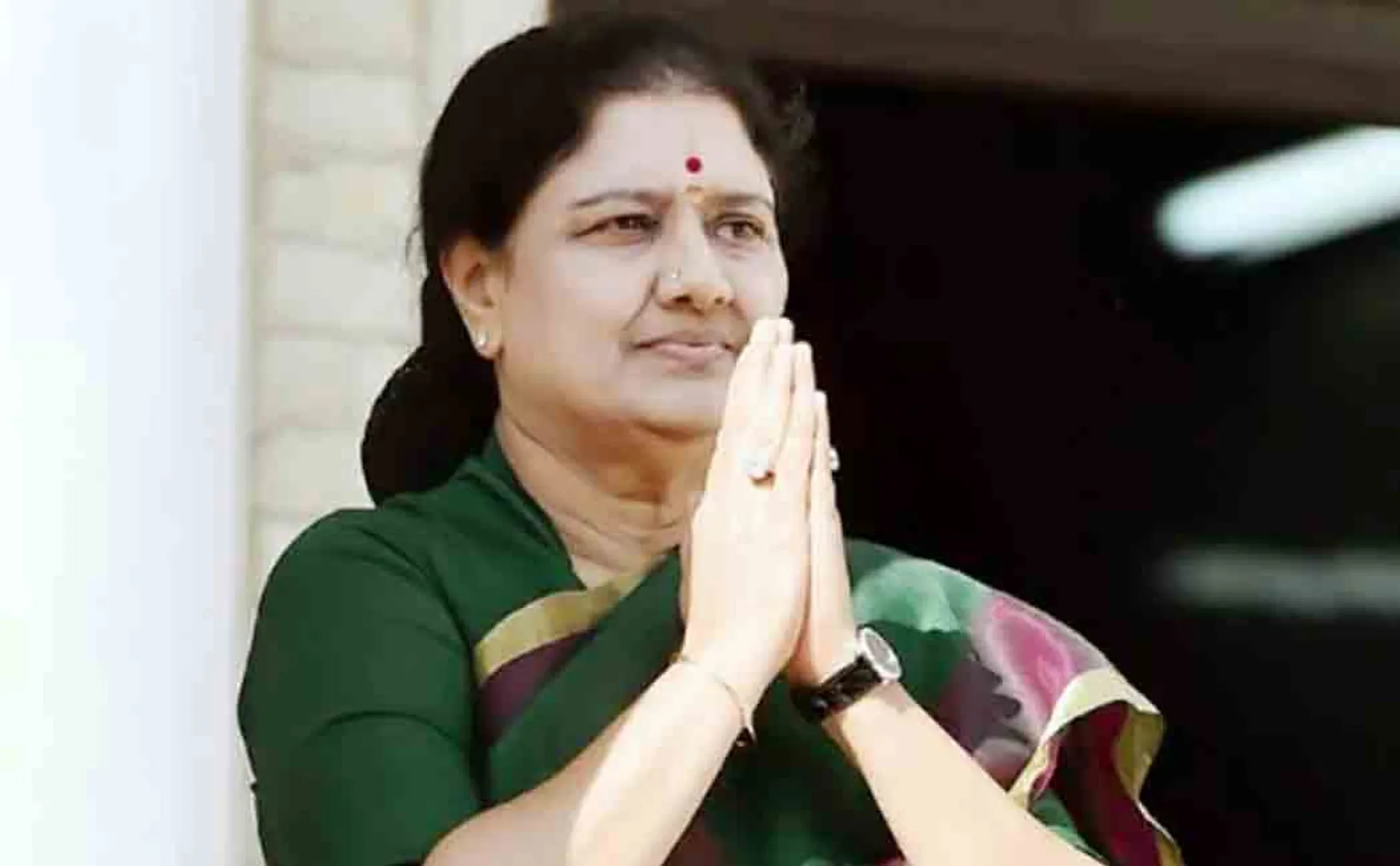 Will you swear Sasikala? New slogan emerging in ADMK!