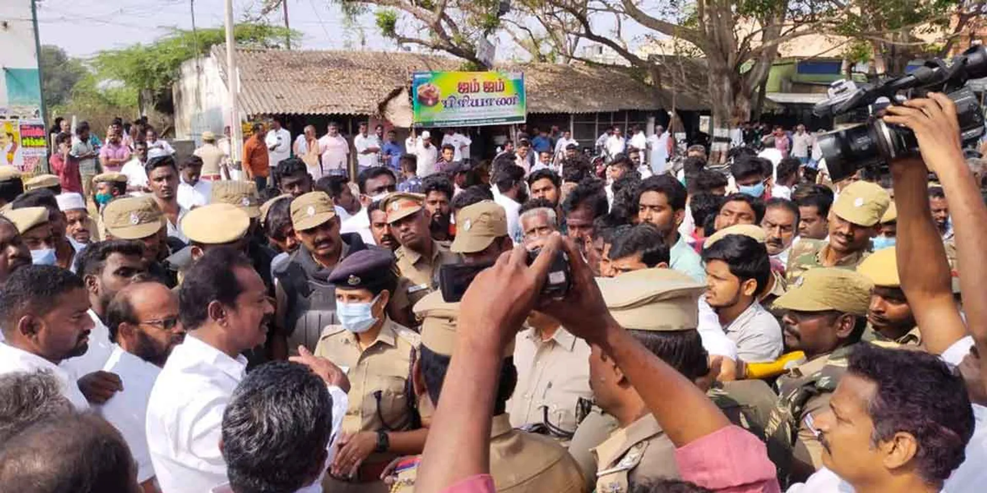 What happened at Annavasal ...? -DMK leadership ready for action!