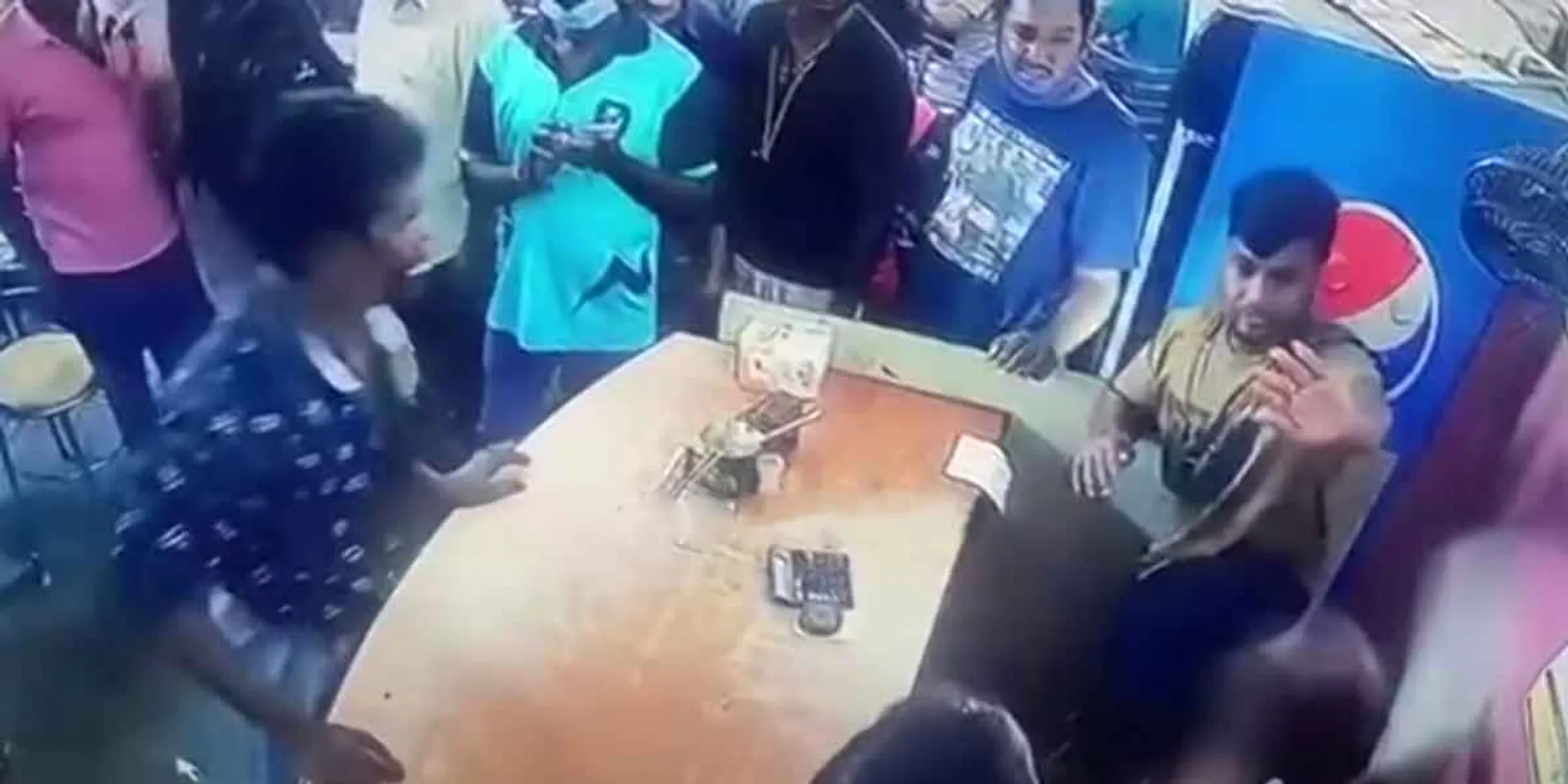  '' There is no Piece in the biryani ... '' -Drug gang that attacked the shop employee!