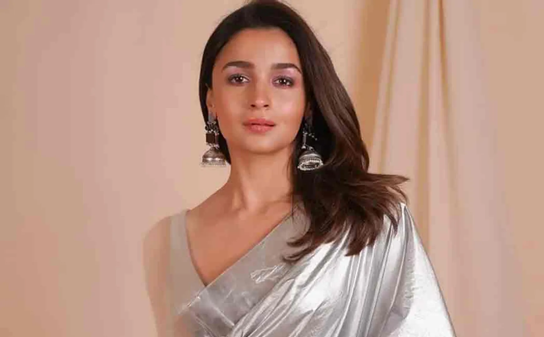 alia bhatt debut film hollywood
