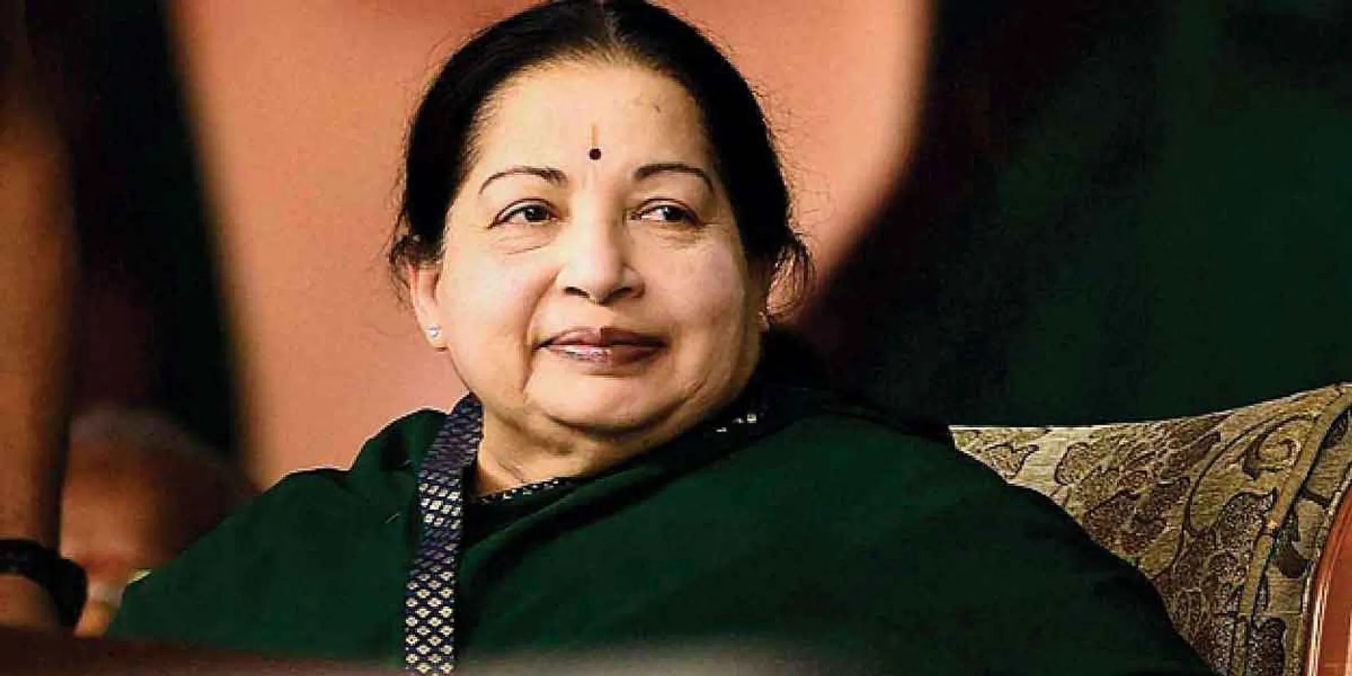 '' Jayalalithaa had a heart attack '' - Apollo doctor's confession!