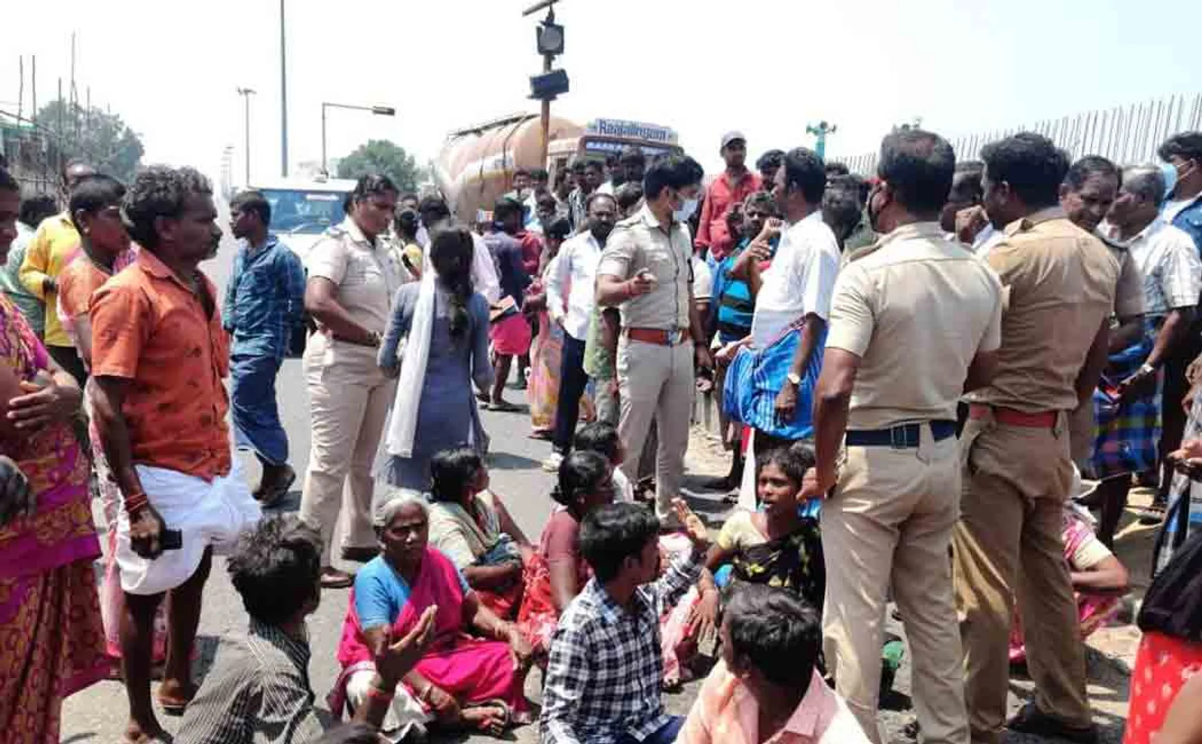 Relatives stir to arrest culprit!