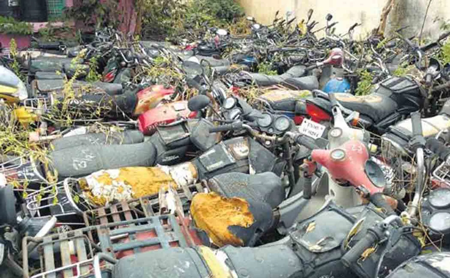 127 vehicles seized in smuggling cases to be auctioned off on March 23!