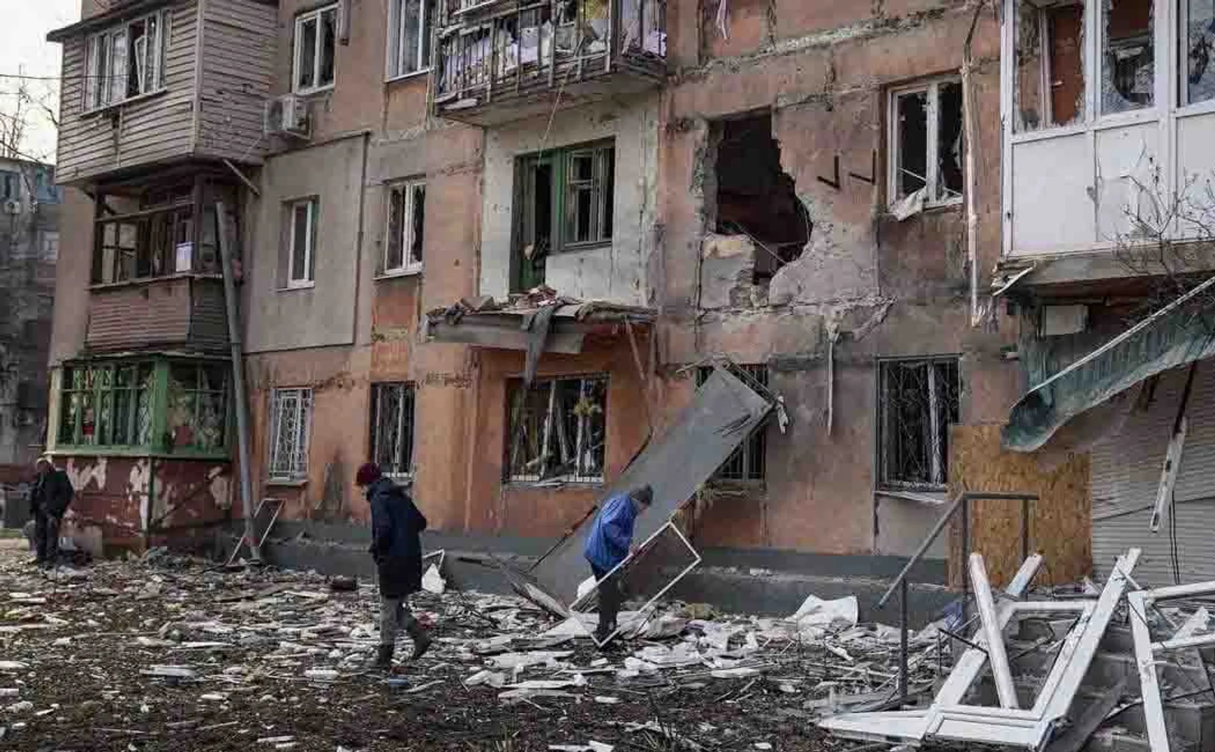 ukraine cities russia army peoples is not get food, drinking water