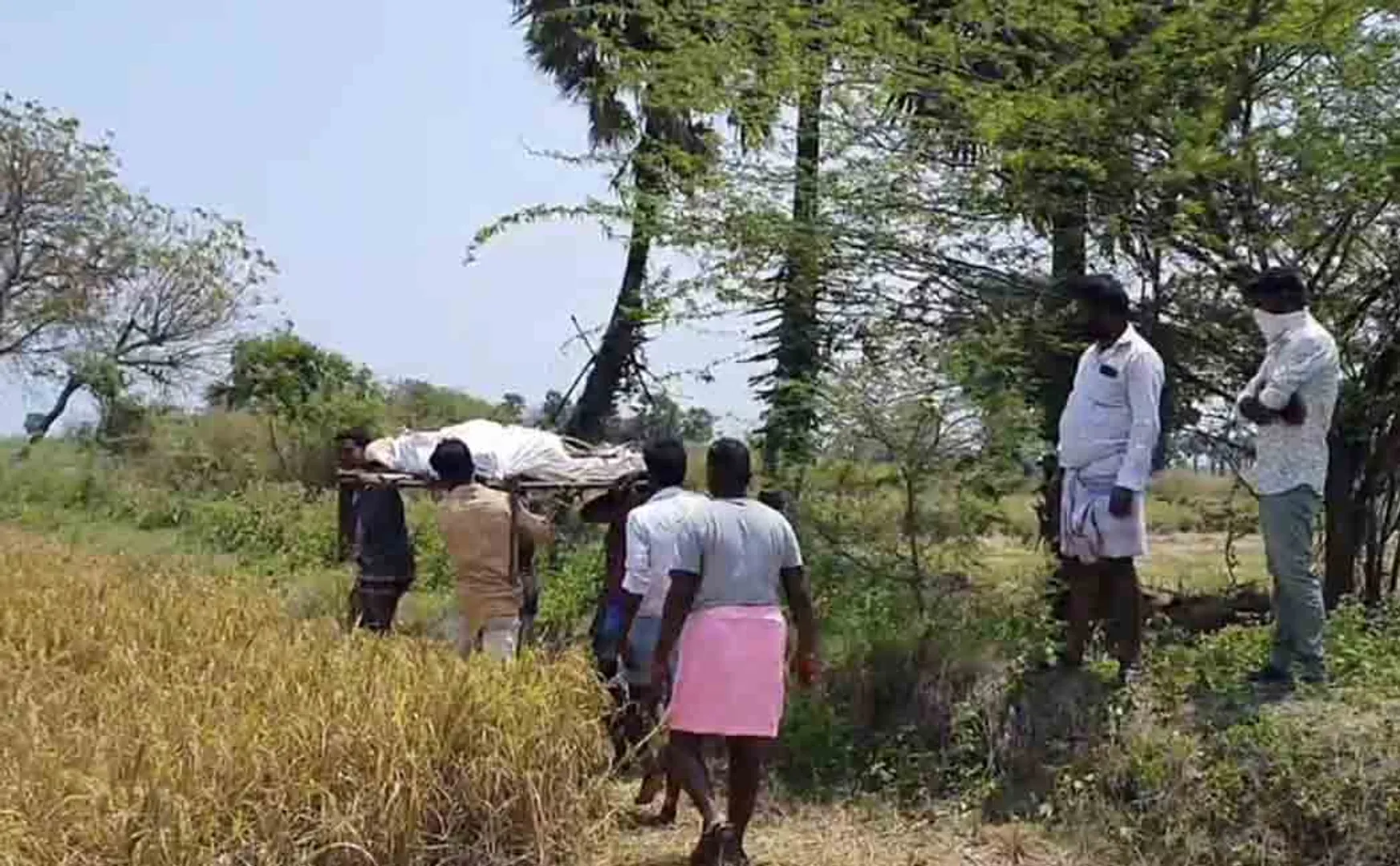 Farmer mysterious death! Police are investigating seriously!