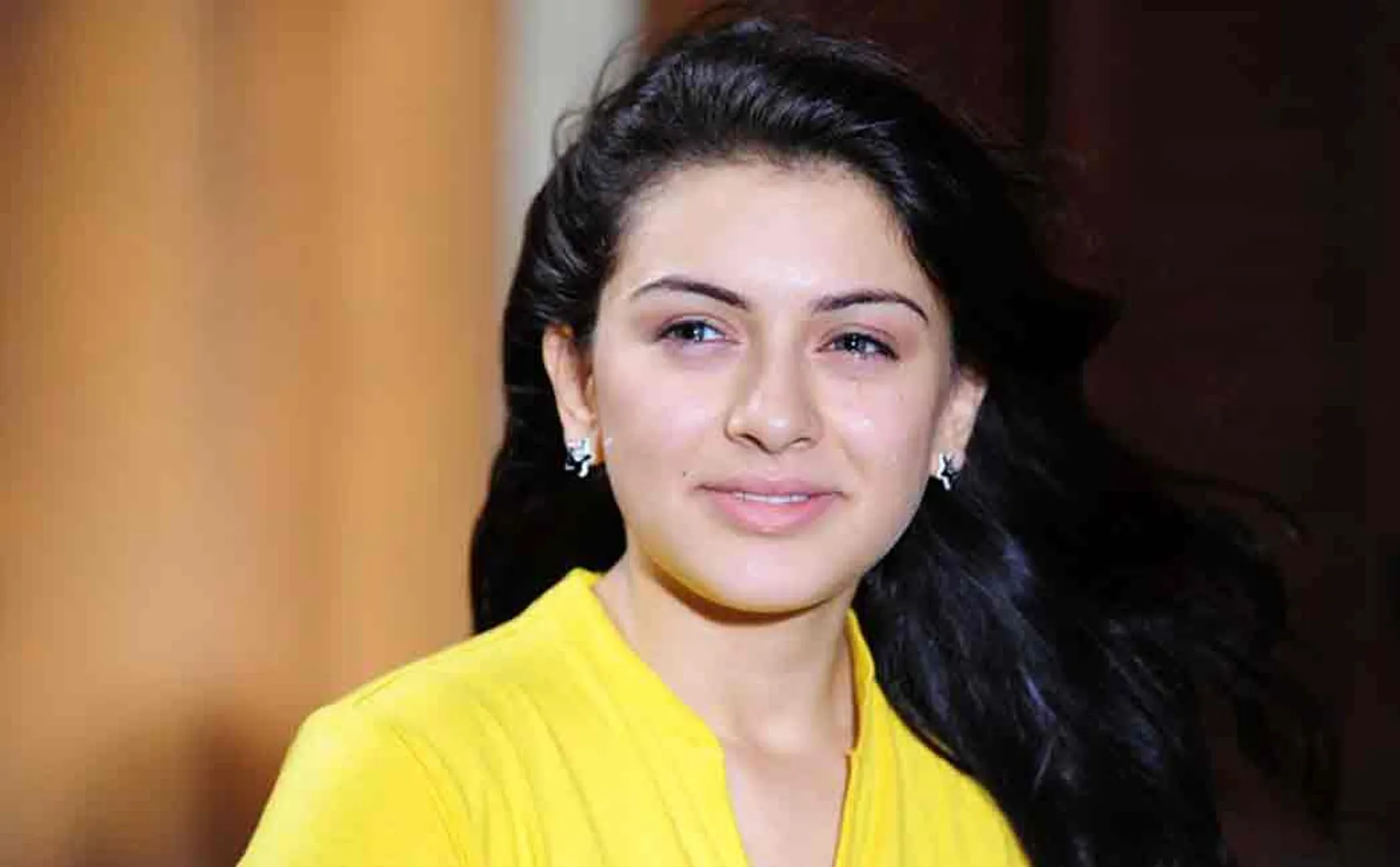 hansika motwan talk about maha film