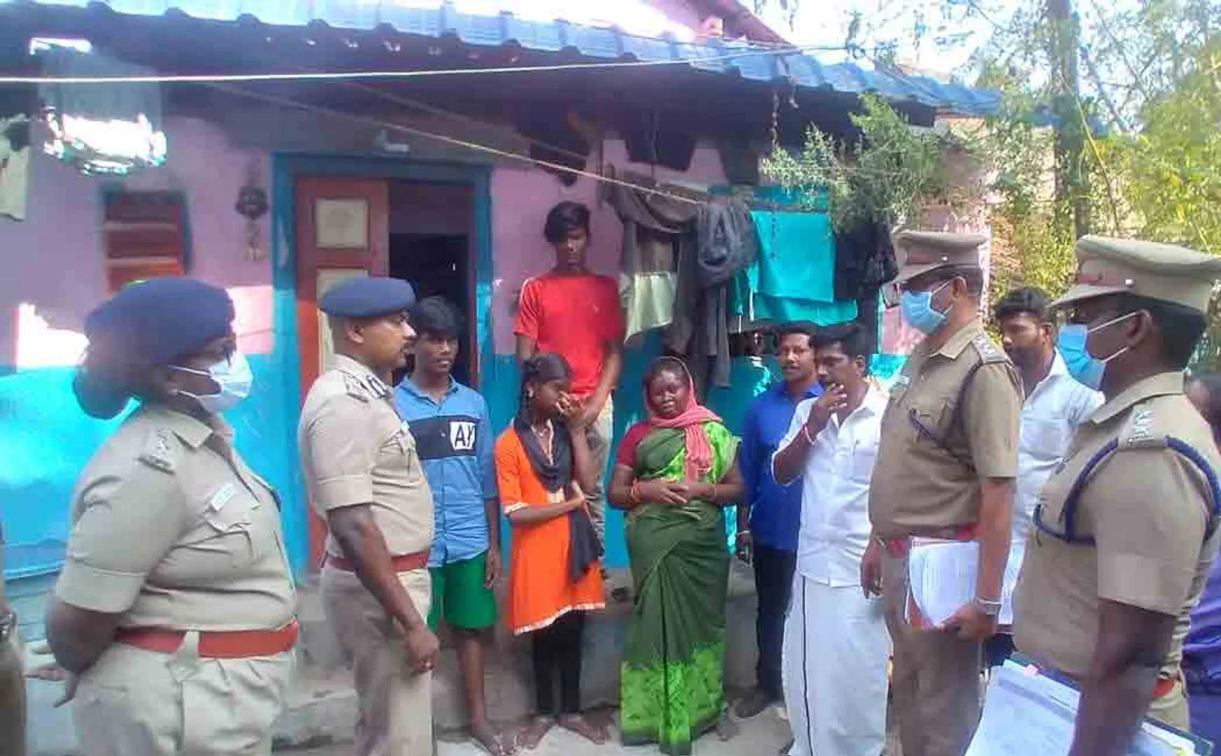 IG Balakrishnan meets the families of the victims 