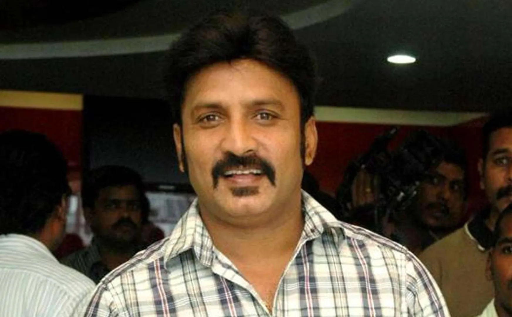actor vignesh loses crores Iridium scam 