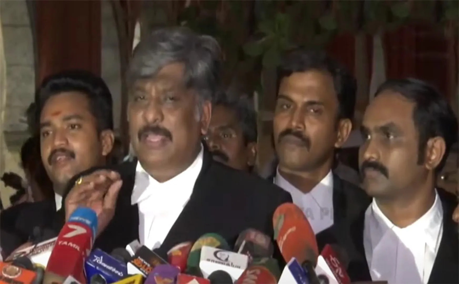 "There is no doubt about Sasikala, said O. Panneerselvam" - Sasikala's lawyer interview!