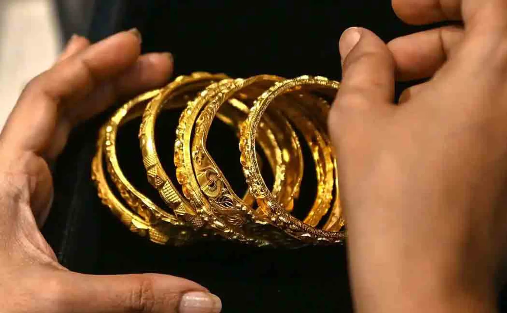 Sewage jewelry that turns into new jewelry!