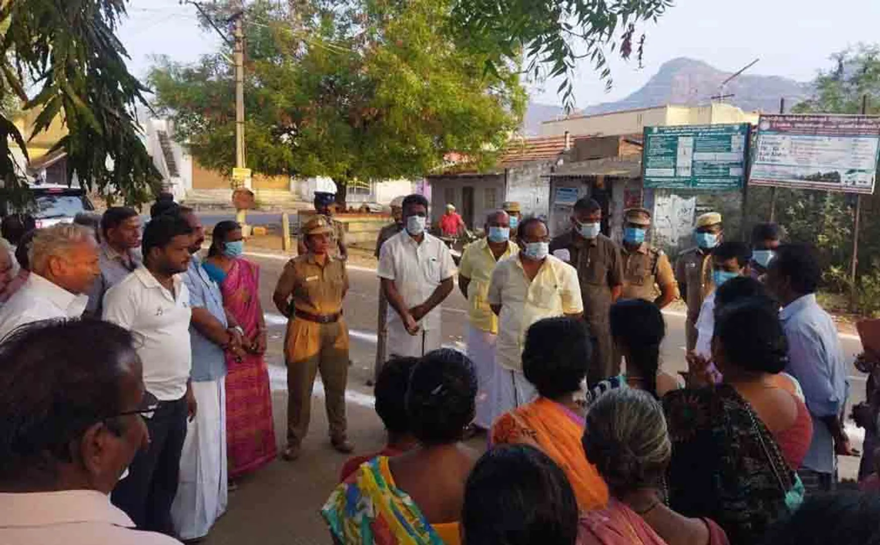 Minister Sakkarapani offers condolences to earthquake victims