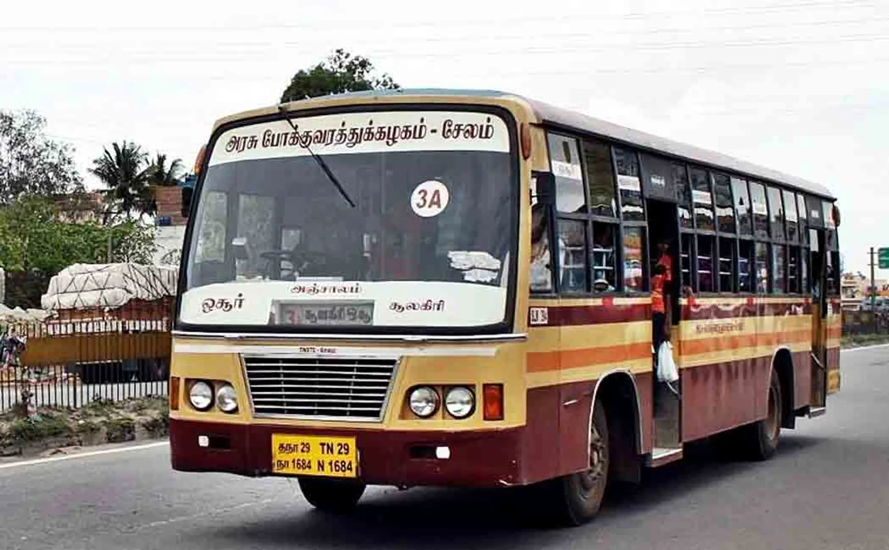 The driver who refused to run the bus for the safety of the students!