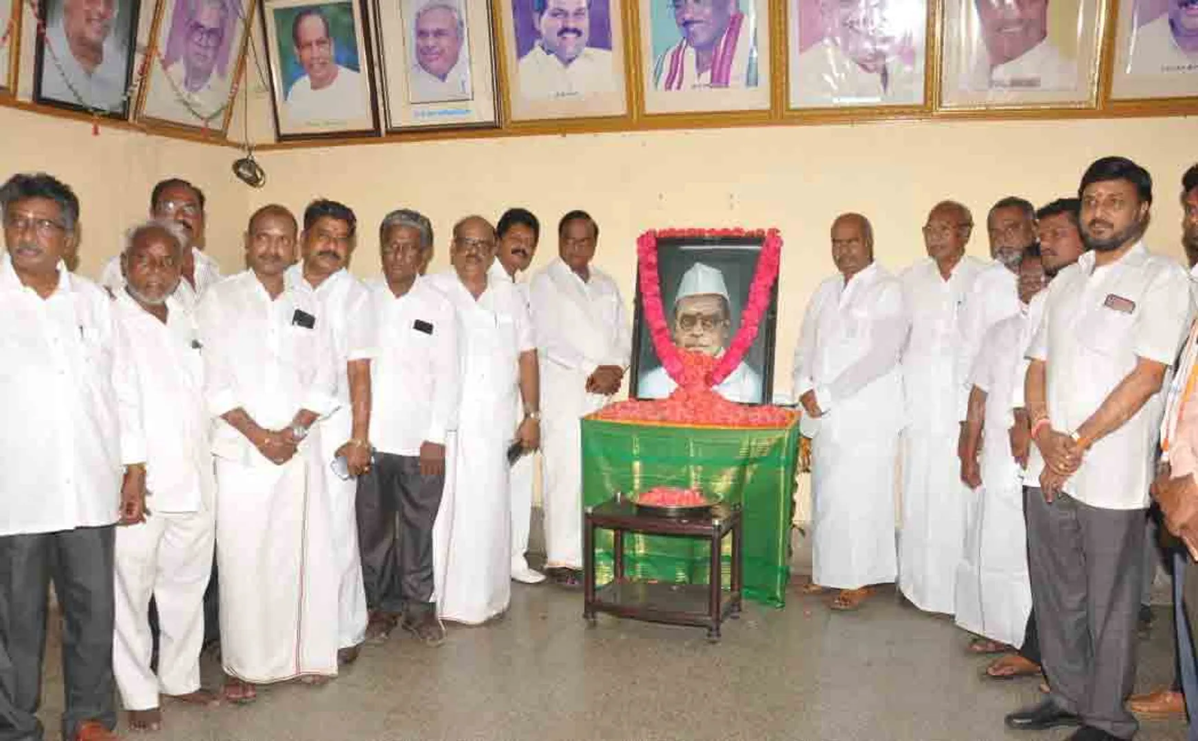 Congress pays homage to freedom fighter