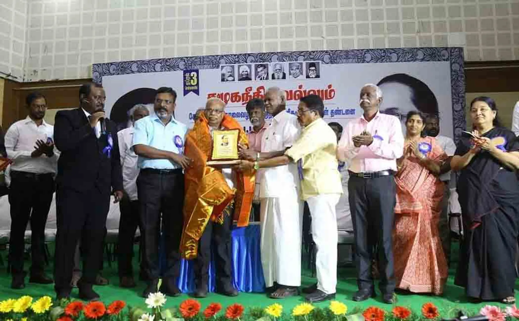 Lawyer B.P. Mohan donates the gift to the Oppressed Right to Life Movement!