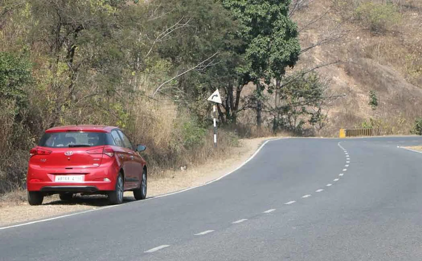 The girl was abducted in a car and tortured! the carpenter arrested 