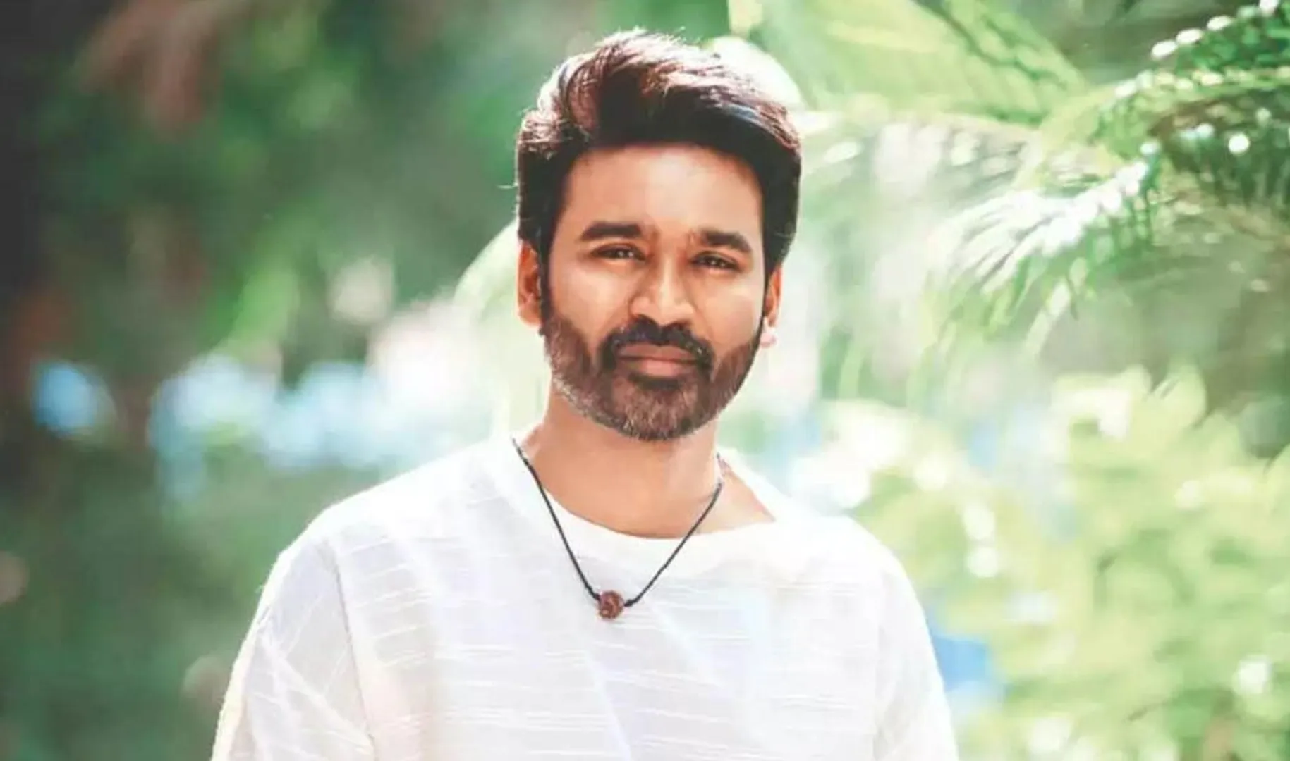 Dhanush reunites with 'Vathi'