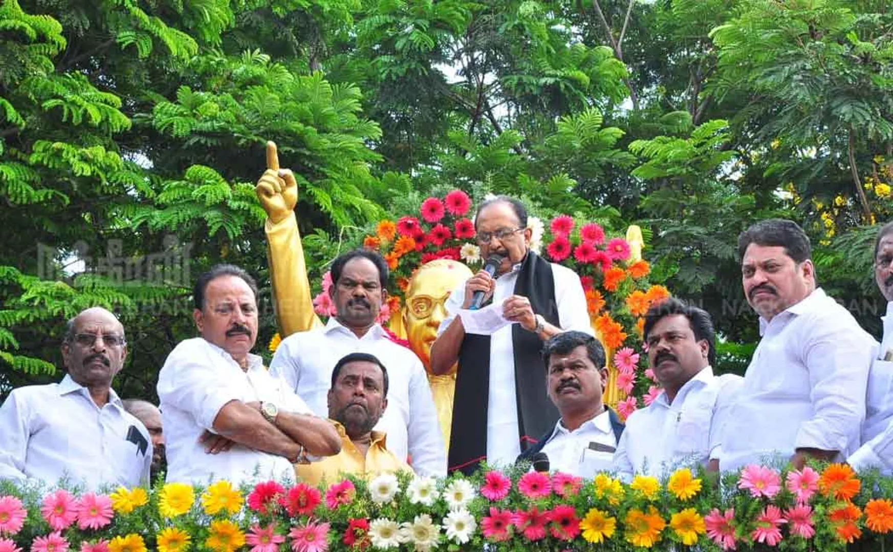 vaiko paid homage ambedkar photo