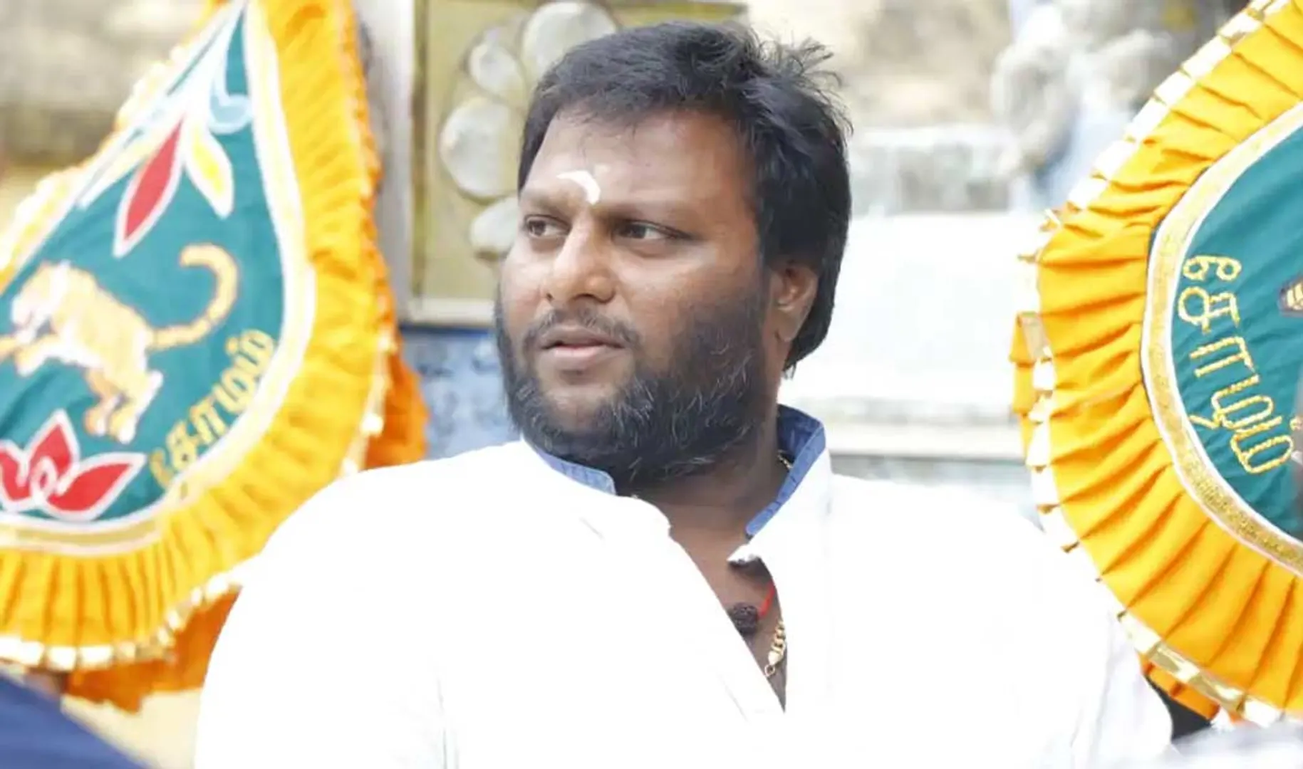 Following Selvaragavan,  a celebrity who joins the Mohan.g's film
