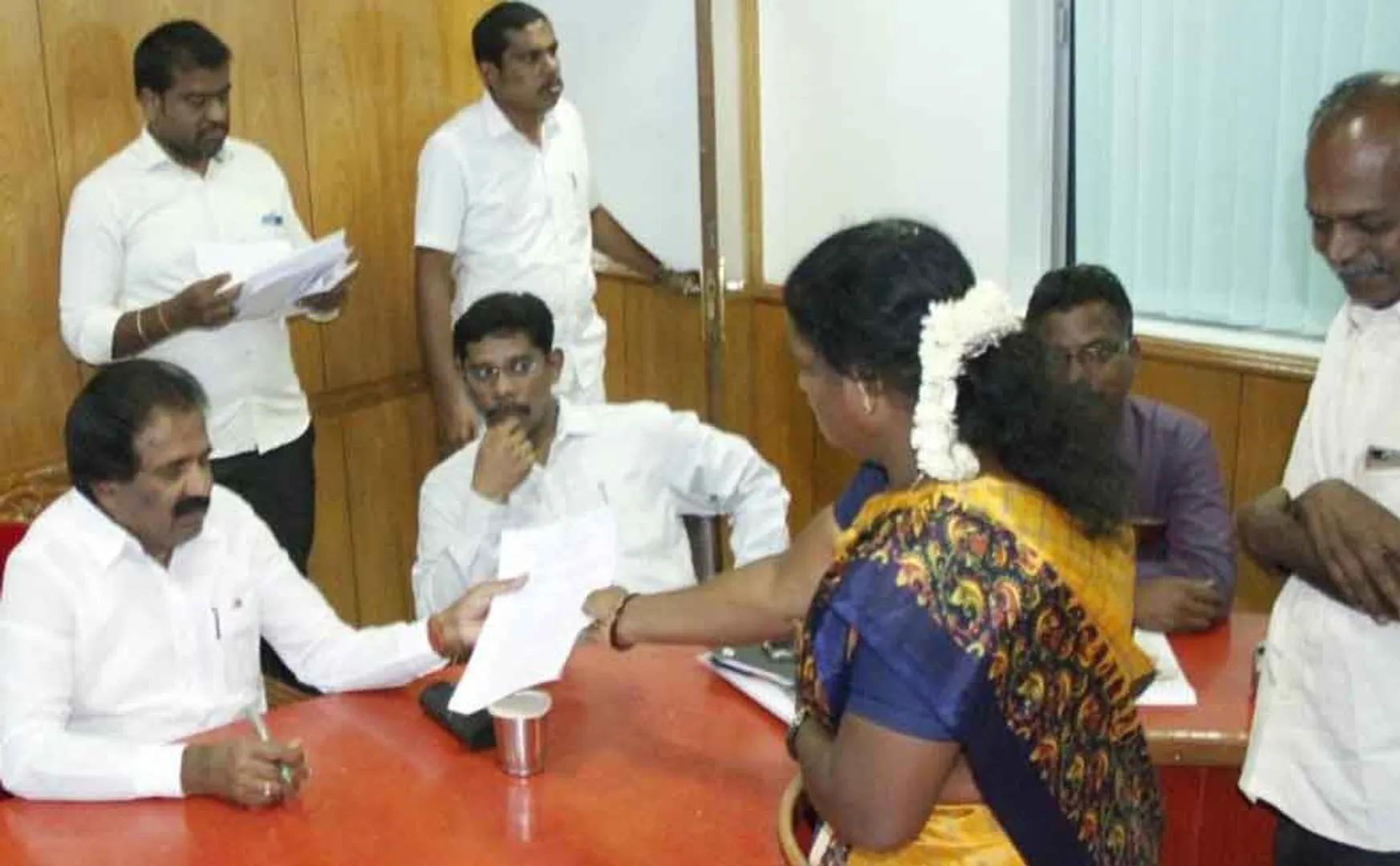 Trichy mayor receives petitions from people!