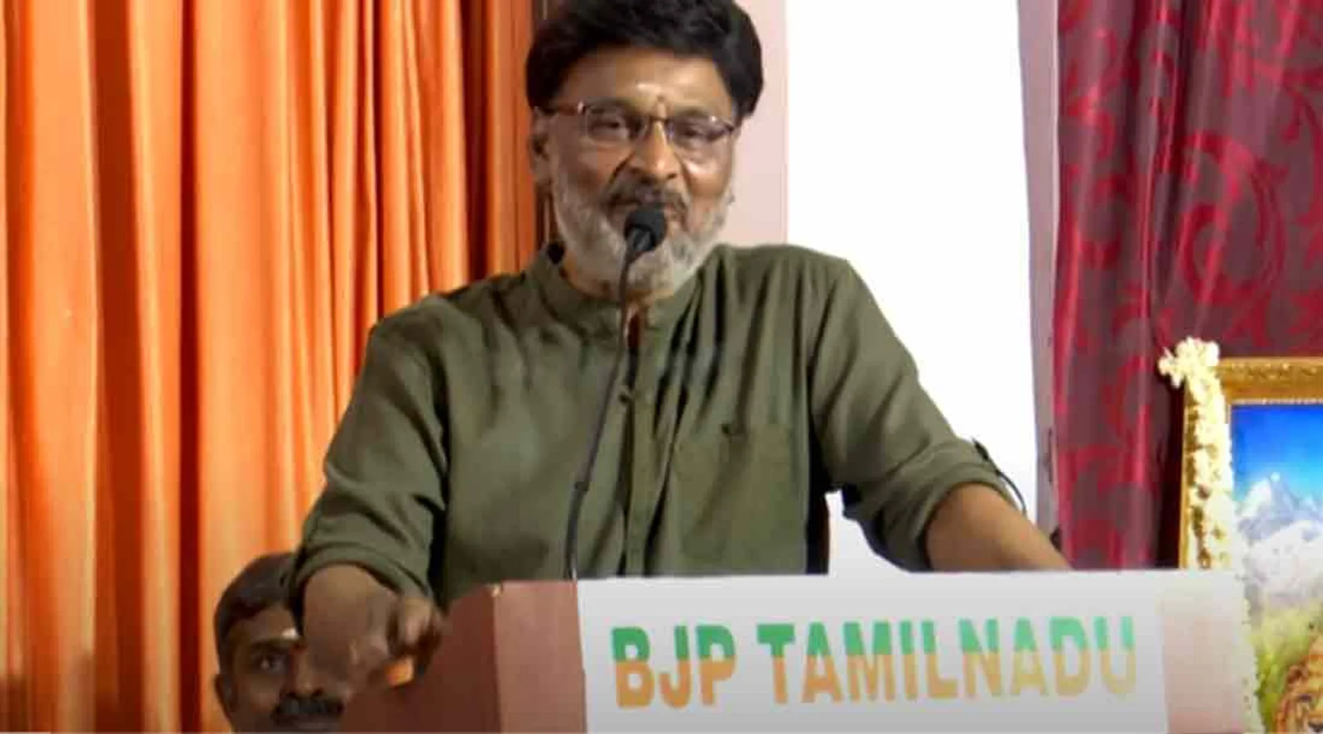 'Do you know the pain of the parents of those children, actor Bakiyaraja?' - December 3 movement to condemn Bhagyaraja!