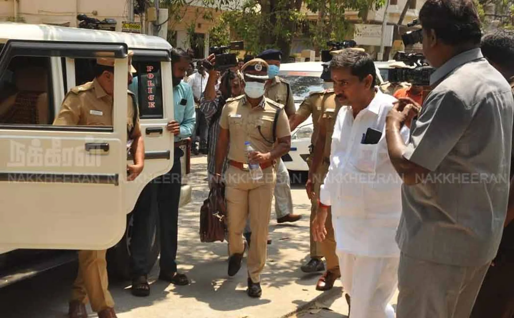 sasikala under probe on kodanadu case