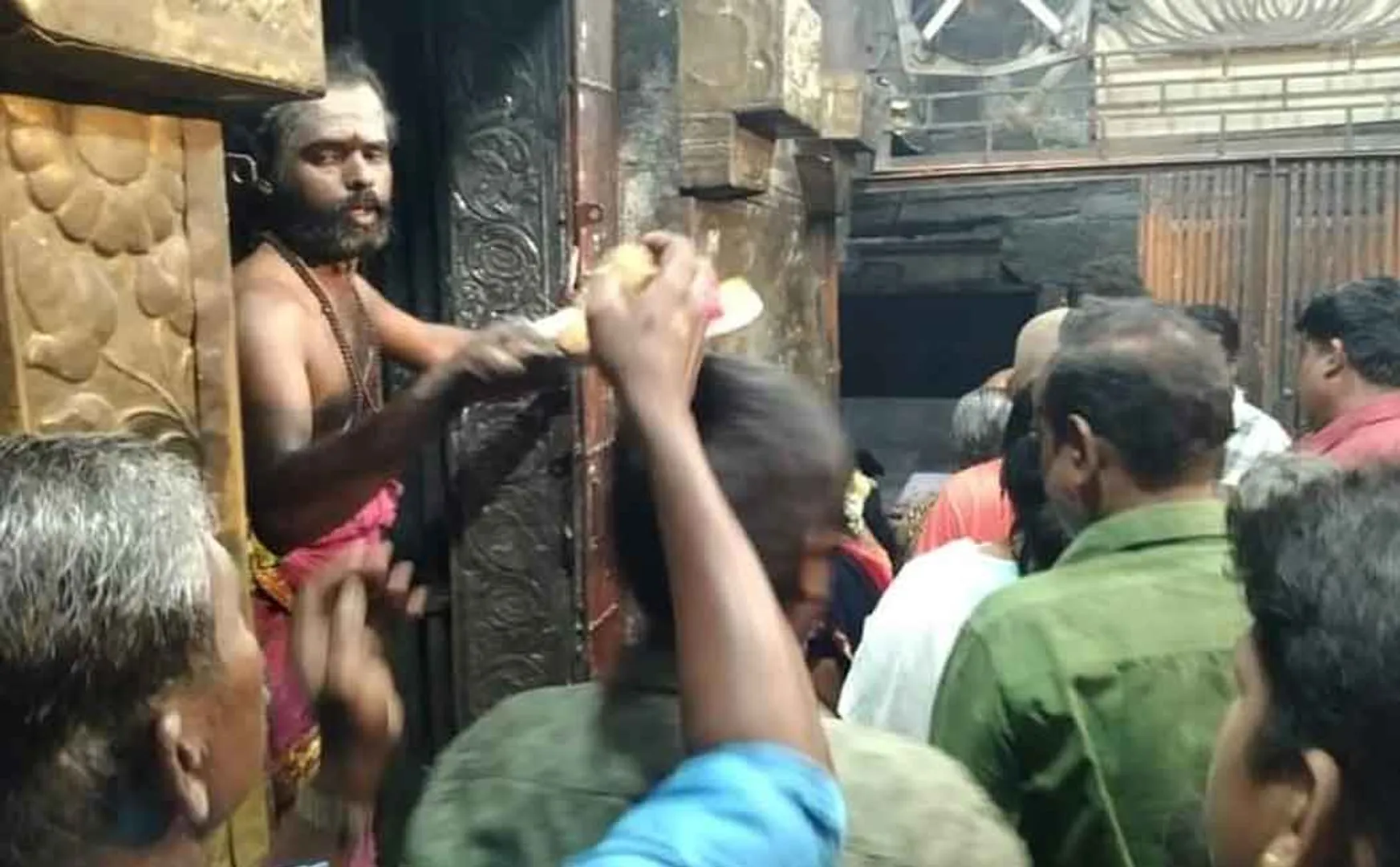 Non-Brahmins should not be ordained - Priests 