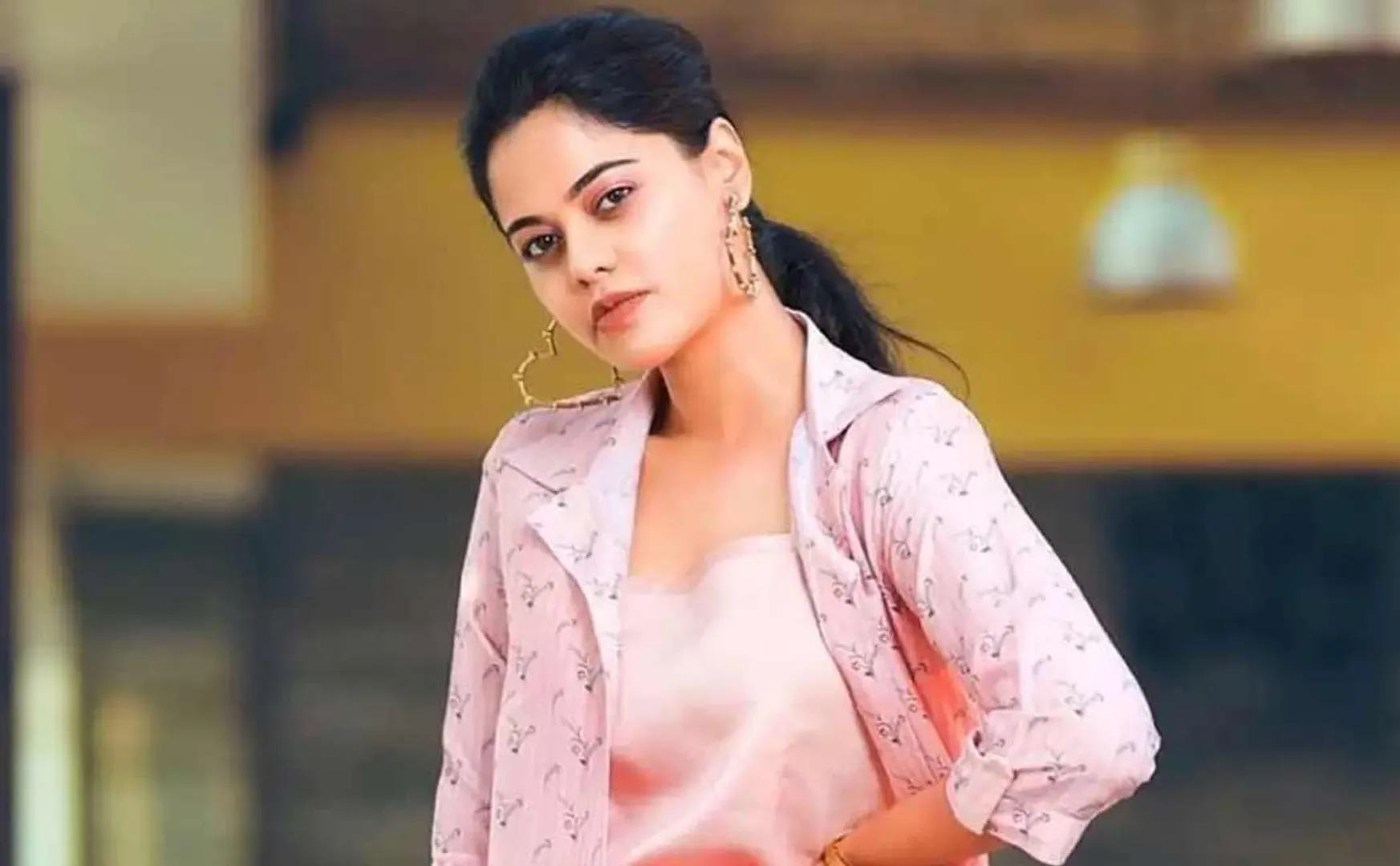 bindu madhavi naga movie update out now