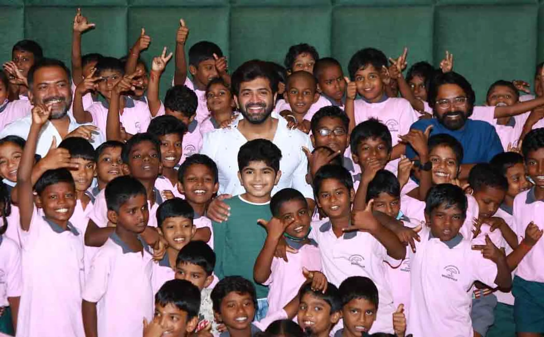 Government school children who enjoyed watching Arun Vijay's film