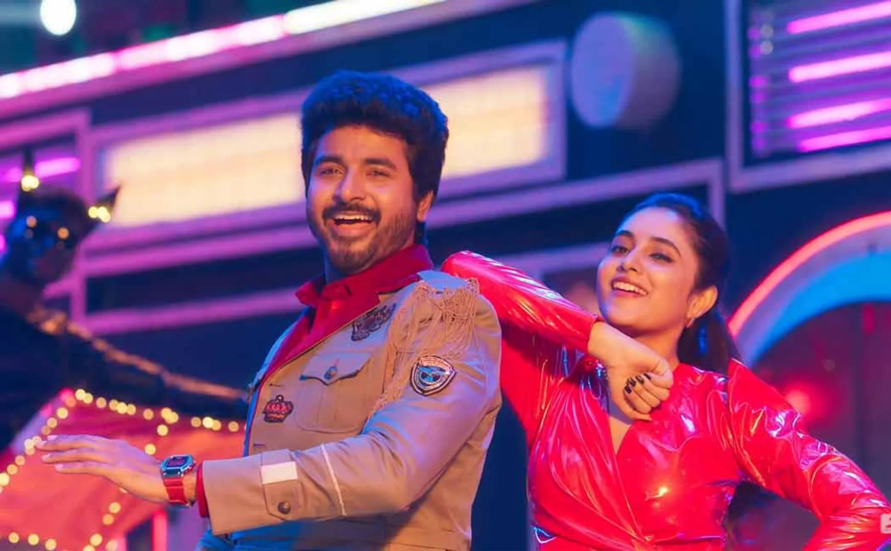 Sivakarthikeyan's private party in 'Full Fun Mode'