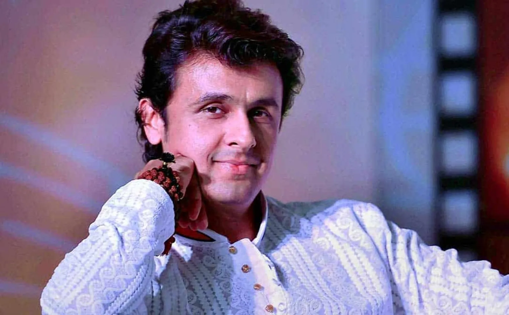 Sonu Nigam says Hindi not national language Tamil world's oldest language