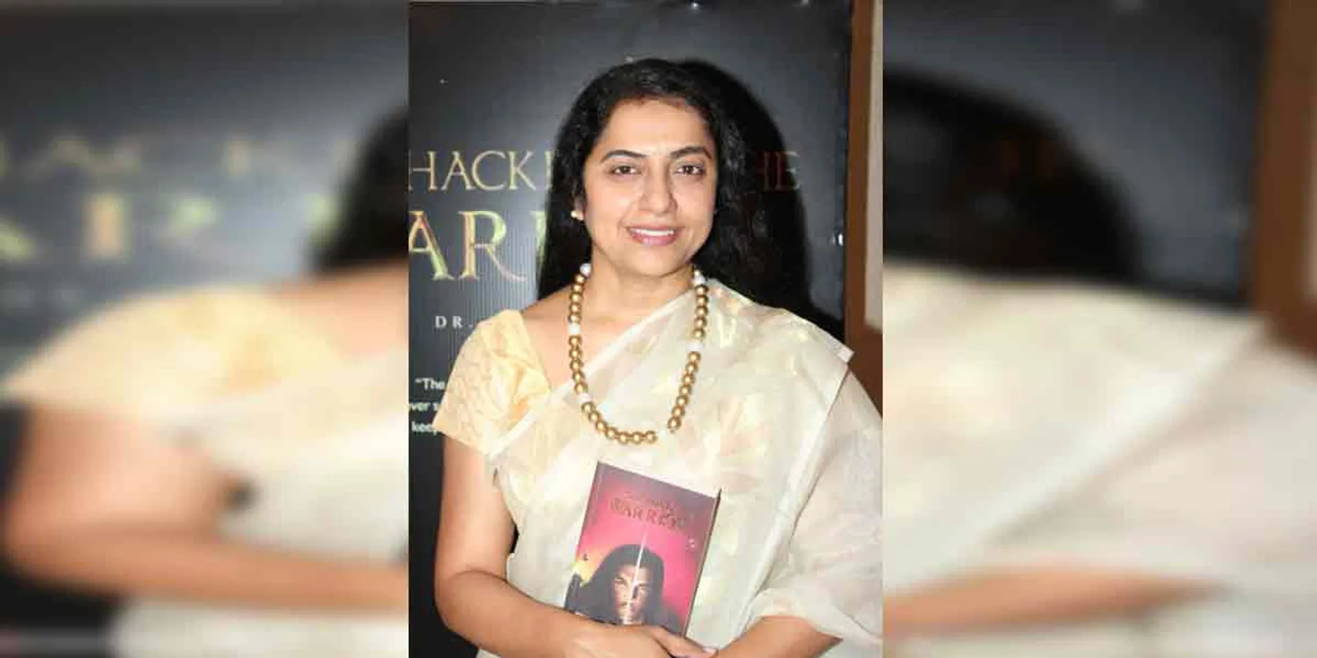  '' They are good speakers of Hindi .. So they also speak Hindi '' - Actress suhasini interview!