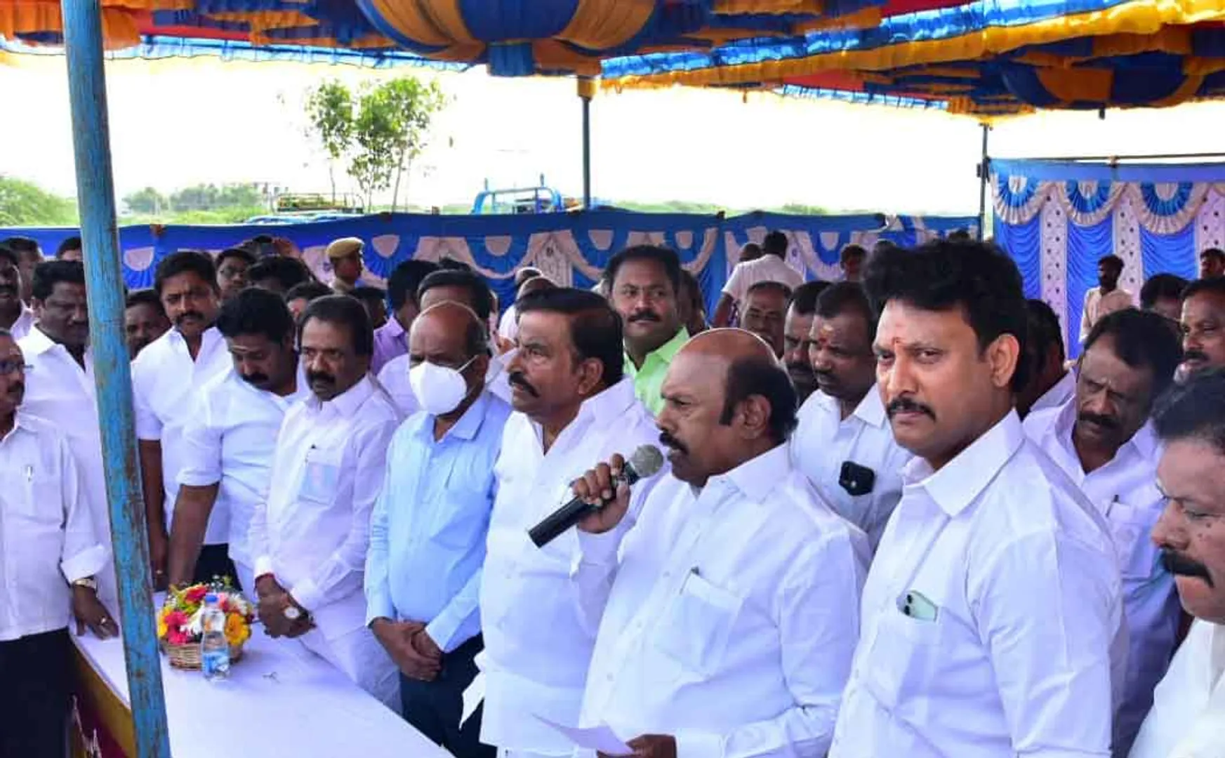 Ministers who have studied various works!