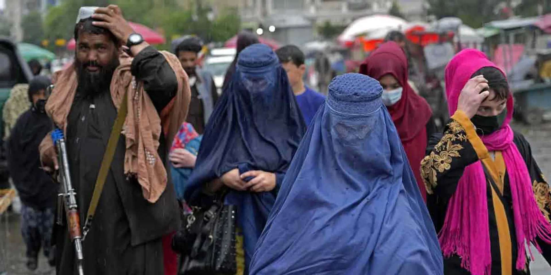 Taliban warns womens... if not to wear burqas